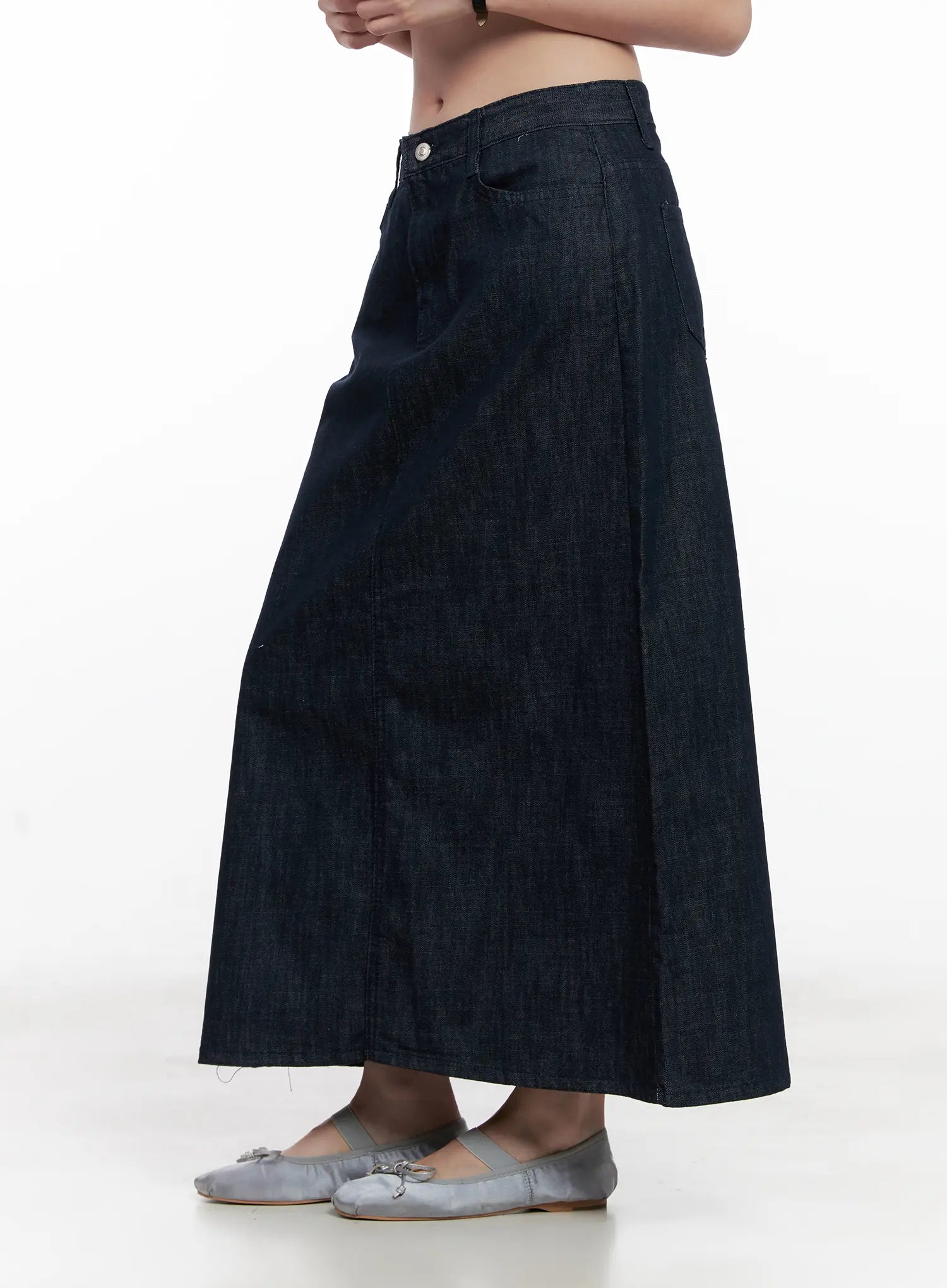 Side-Slit Long Skirt CL523