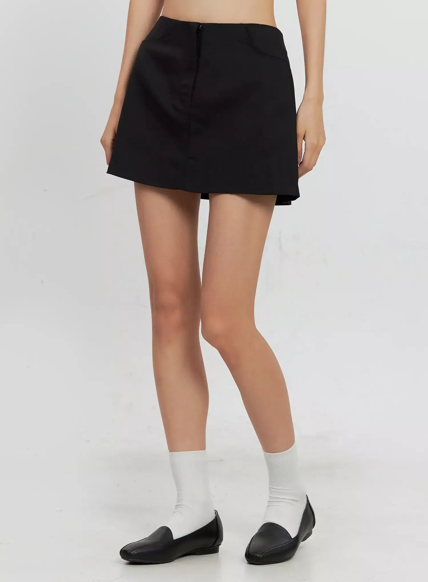 Low Rise Back-Band Skirt IL528