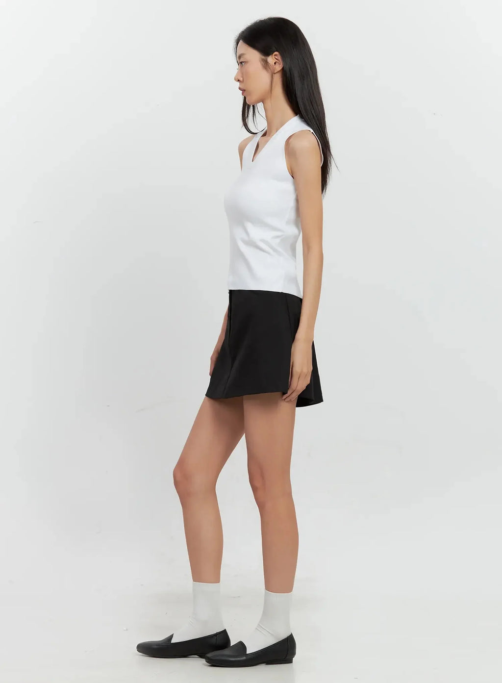 Low Rise Back-Band Skirt IL528