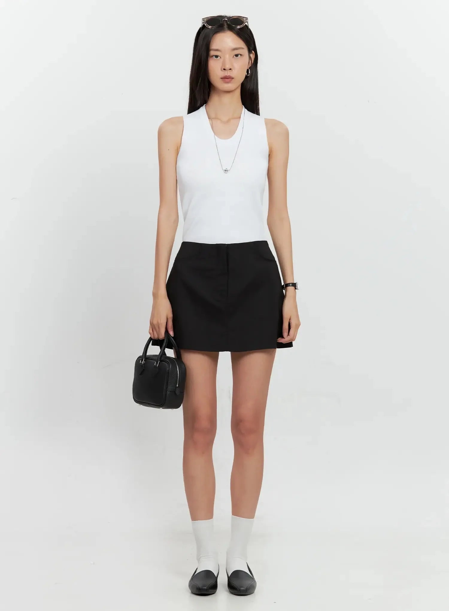 Low Rise Back-Band Skirt IL528